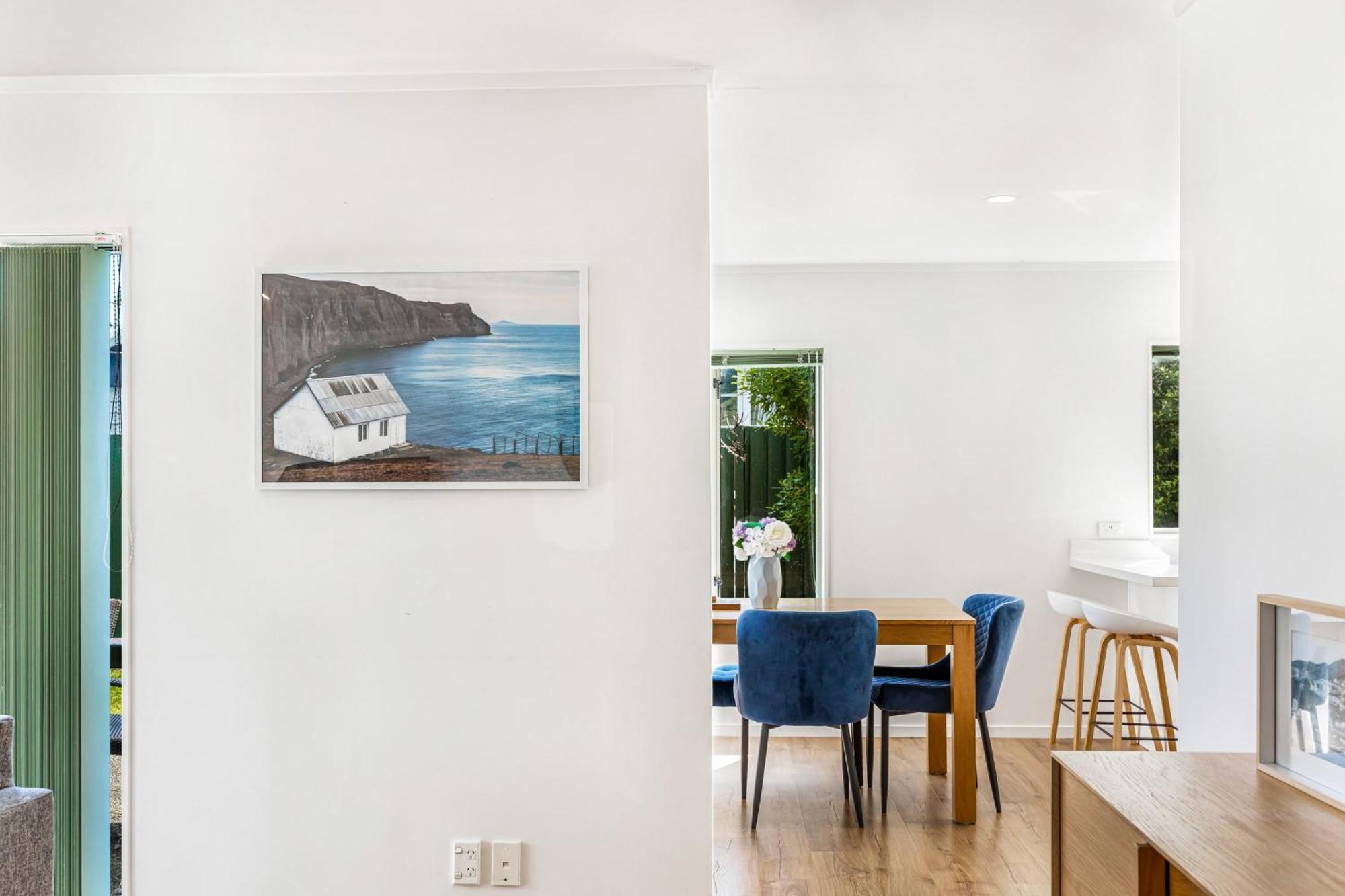 Private And Sunny 3-Bedroom Home With Parking Auckland Ngoại thất bức ảnh