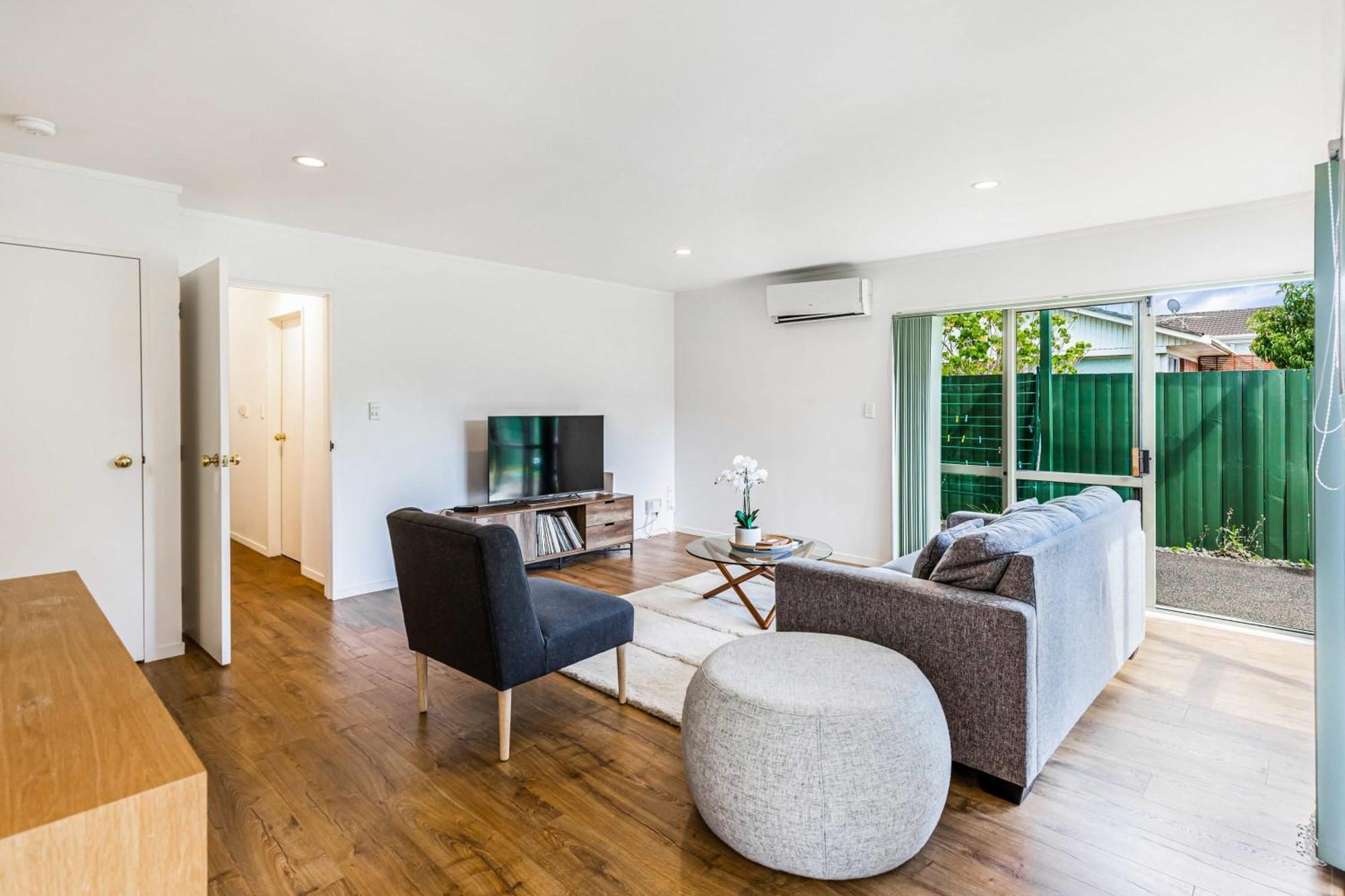 Private And Sunny 3-Bedroom Home With Parking Auckland Ngoại thất bức ảnh